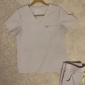 Figs size small Slate Catarina one pocket scrub top